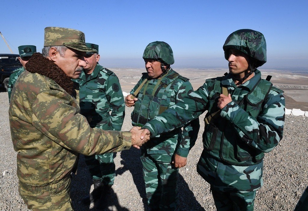 Elçin Quliyev və Xanlar Vəliyev Ermənistanla sərhədə gediblər (FOTOLAR)