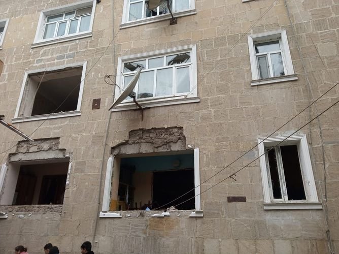 Neftçalada mənzildə partlayış olub – FOTO 1585031541 11.jpeg