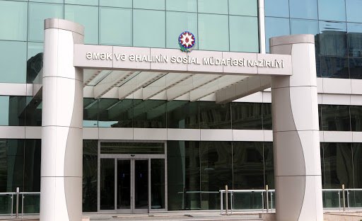 Əmək müqavilələrinin sayı artıb 1586773466 unnamed.jpg