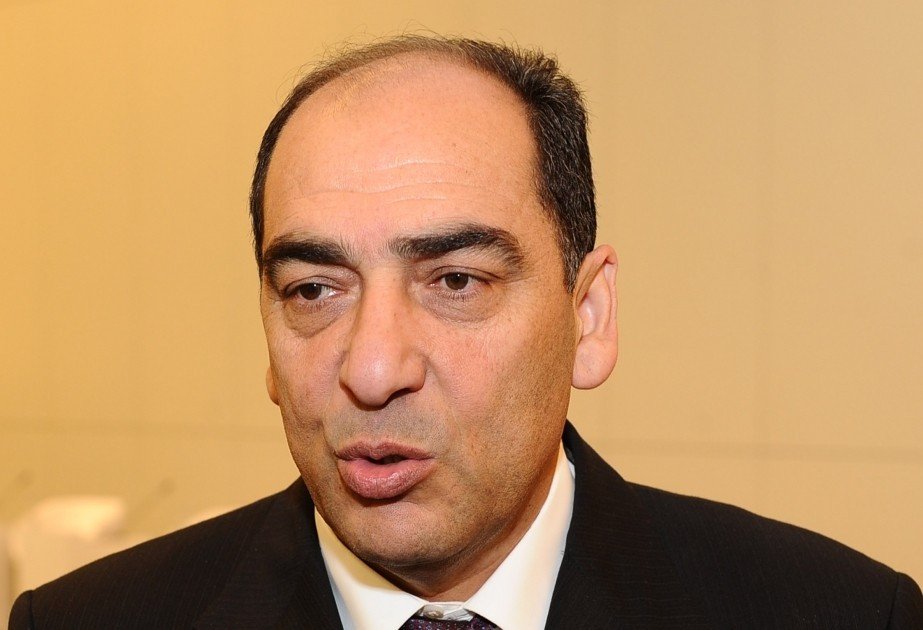 Azərbaycanda iş adamının silahı ofisdən oğurlandı 1589361018 7736b4f5 b4b9 473d afed 7b3ff8075107.jpg