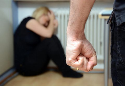 Bakıda kürəkən qayınanasını döydü 1591646127 1548670871 1515954748 doydu12ini.jpg