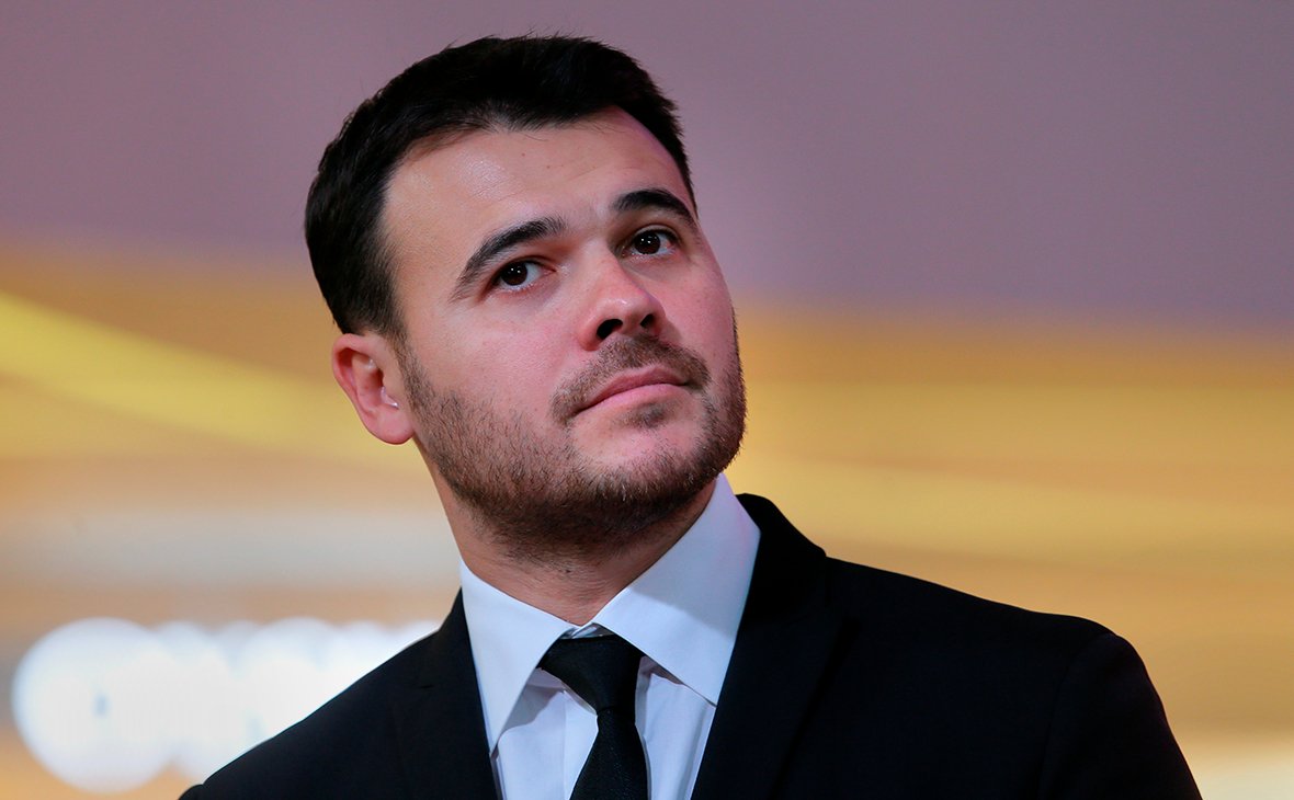 “İşçilərimin maaşını vermək üçün 3 maşınımı satdım” 1593588338 755935056070435.jpg