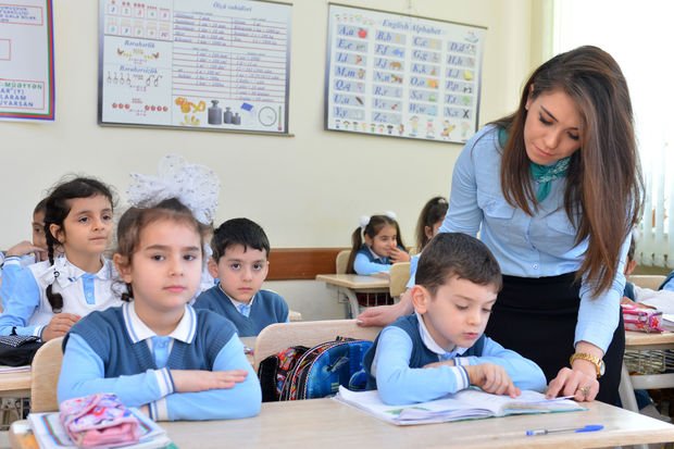 Müəllimlər üçün onlayn müsahibələrə start verilir 1593770387 1549011217 7.jpg