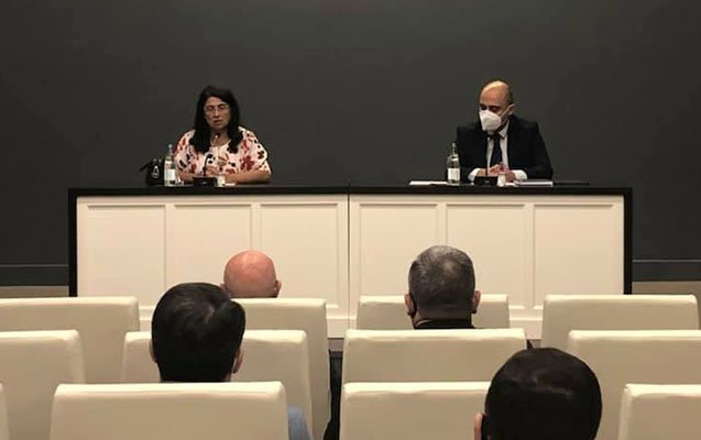 Təhsil naziri kollektivə təqdim edildi 1595920787 nazir.jpg