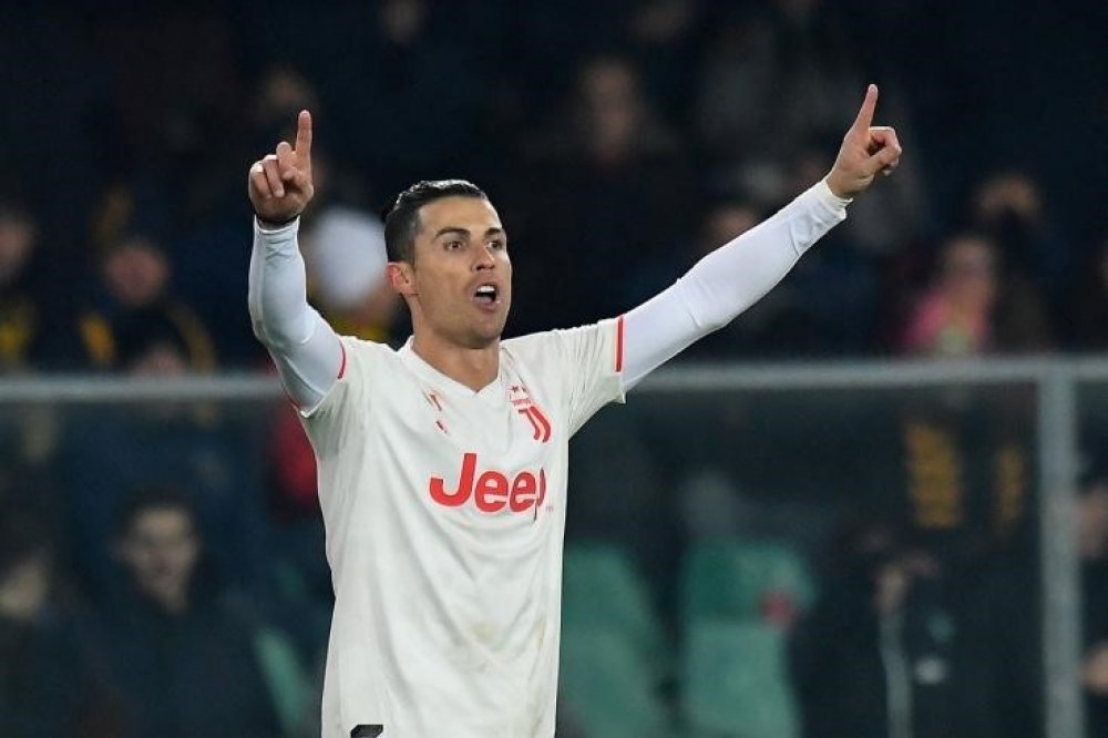 Ronaldo mövsümün ən yaxşı futbolçusu seçilib 1597124727 15970990972741629794 1000x669.jpg