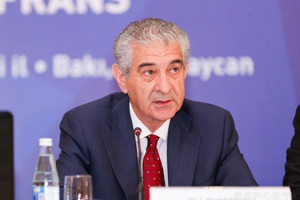 Əli Əhmədovdan Ramiz Mehdiyevin nəvəsinin toyu ilə bağlı 1598105711 1591790850 ali ahmadov eli ehmedov.jpg