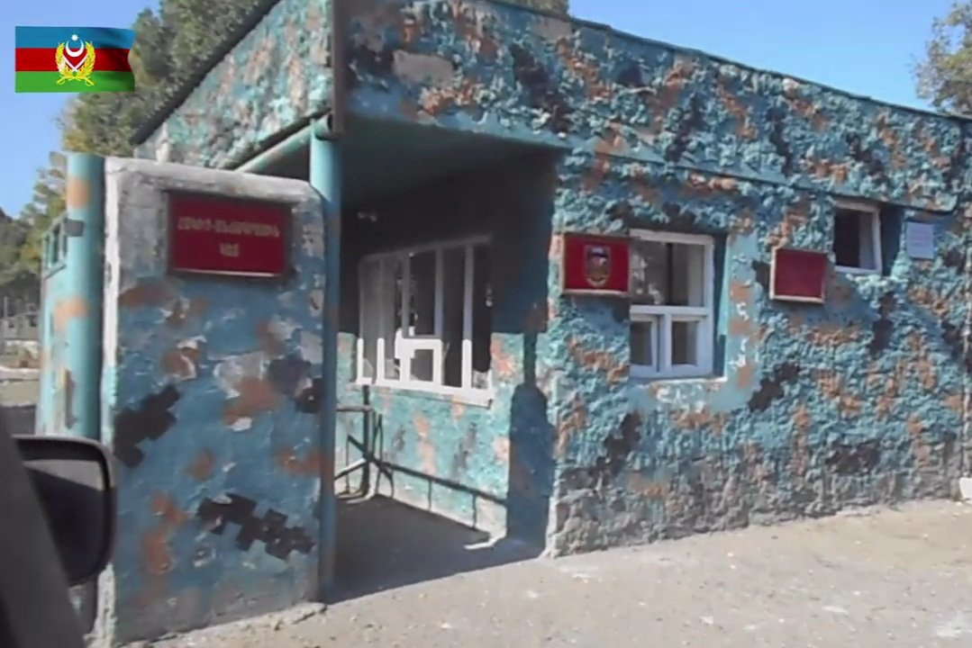 Düşmənin hərbi hissəsi ələ keçirilib 1603010001 20201018 123132.jpg
