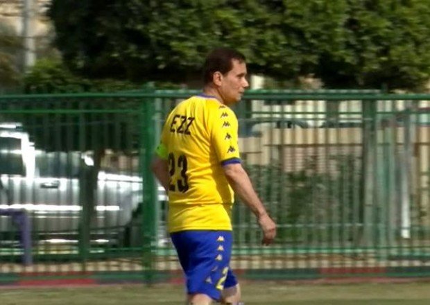 74 yaşlı futbolçu Ginnesin rekordlar kitabına düşdü 1603049253 1603048624 modern az ezzeldin bahader 250.jpeg
