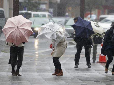 Sabah hava yağışlı, küləkli olacaq 1605777752 rain wind 011014.jpg