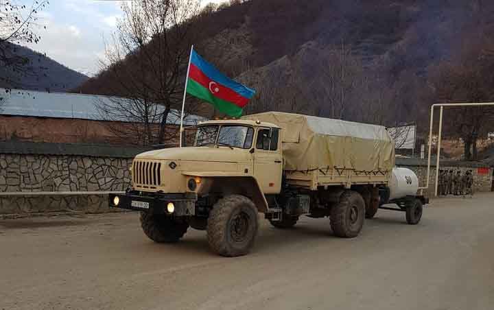 Ordumuz Kəlbəcərə bu 2 istiqamətdən daxil olub 1606282294 masin.jpg