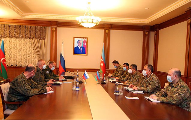 Zakir Həsənov rus sülhməramlıların komandanı ilə görüşdü 1606983671 zr.jpg