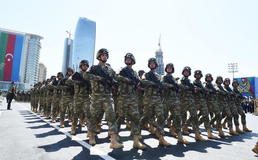 Bakıda Zəfər paradı keçirilir 1607587580 257ae593 0294 3971 9aec 374fd28be650 850.jpg