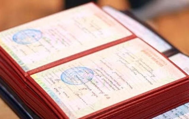 Xarici diplomların tanınması ilə bağlı qərar verildi 1608915508 diplom.jpg