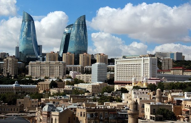 Sabahın hava proqnozu 1609576141 1591348177 197462 azerbejdzan baku miasto.jpg