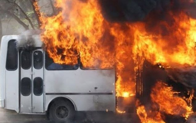 Ağstafada sərnişin avtobusu yanıb 1609689751 yan.jpeg