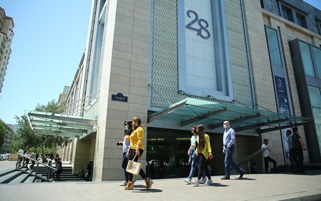 “Mall”ların fəaliyyətinə icazə verilməyəcək 1610781263 1 21.jpg