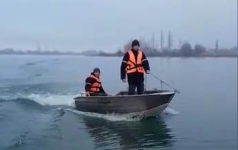 Kürdə batan balıqçıların qayığı tapılıb 1612342180 fhn.jpg