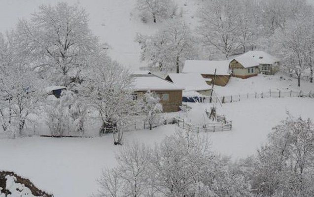 Sarıbaşa 47 sm qar yağıb 1614158918 qax 1.jpg