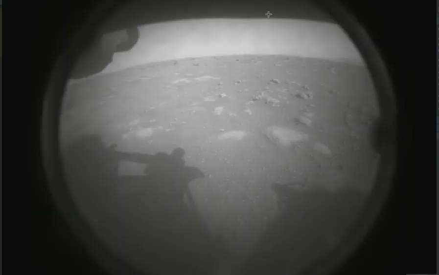 NASA Marsdan ilk yüksək dəqiqlikli görüntü paylaşdı 1614202803 mars.png