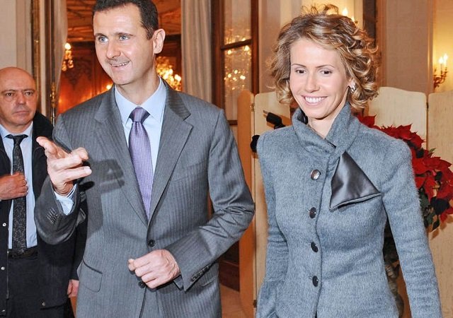 Britaniyada Bəşər Əsədin xanımına qarşı istintaq başlayıb 1615714111 asma al assad with her spouse the presiden of syria.jpg