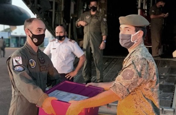 Uruqvayda “Pfizer” peyvəndi daşıyan helikopter yandı 1616693617 20210325 213210.jpg