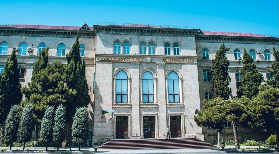 Azərbaycan vətəndaşı Almaniyadan ekstradisiya edildi 1617817922 1612846272 edliyyenazir.jpg