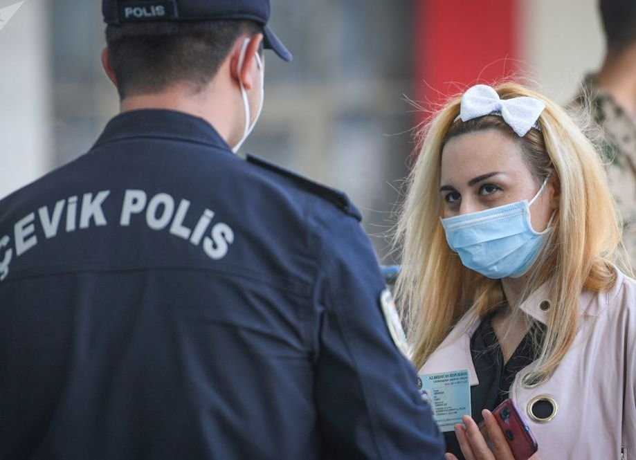 Açıq havada maskadan istifadə ləğv oluna bilər 1621494104 modern az maska karantin 4238820871 674korona.jpg