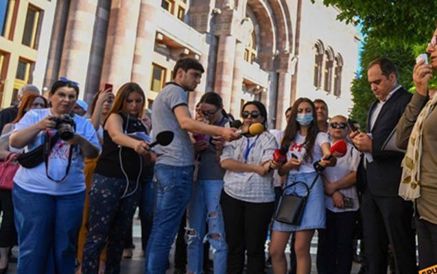 Paşinyanın açıqlamasından sonra müxalifət aksiya keçirir 1621524039 ermeni.jpg