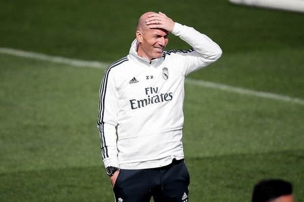 Zidanın “Real”dan gediş tarixi və xələfi açıqlanıb 1622005338 zinedin zidan 1554230881372559969.jpg