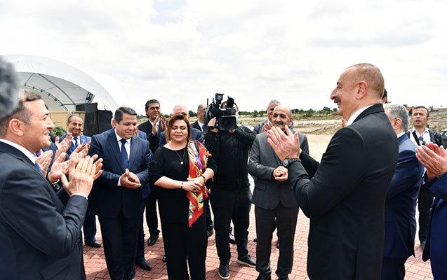 “Biz bütün dünyaya örnək şəhər quracağıq” 1622216973 1622211466776353136 1000x669.jpg