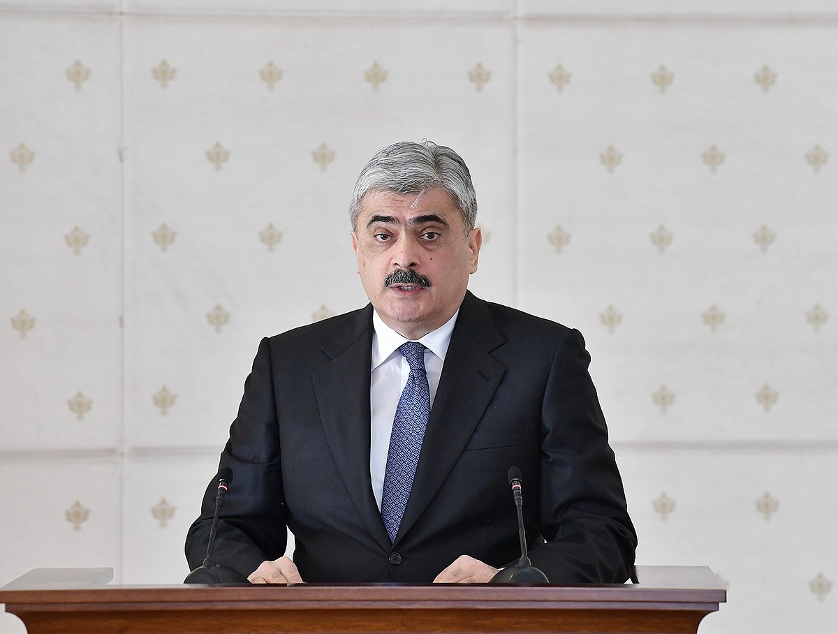 1623217582 1200px lham aliyev chaired meeting of cabinet of ministers dedicated to results of socioeconomic development of 2018 and objectives for future 08.jpg
