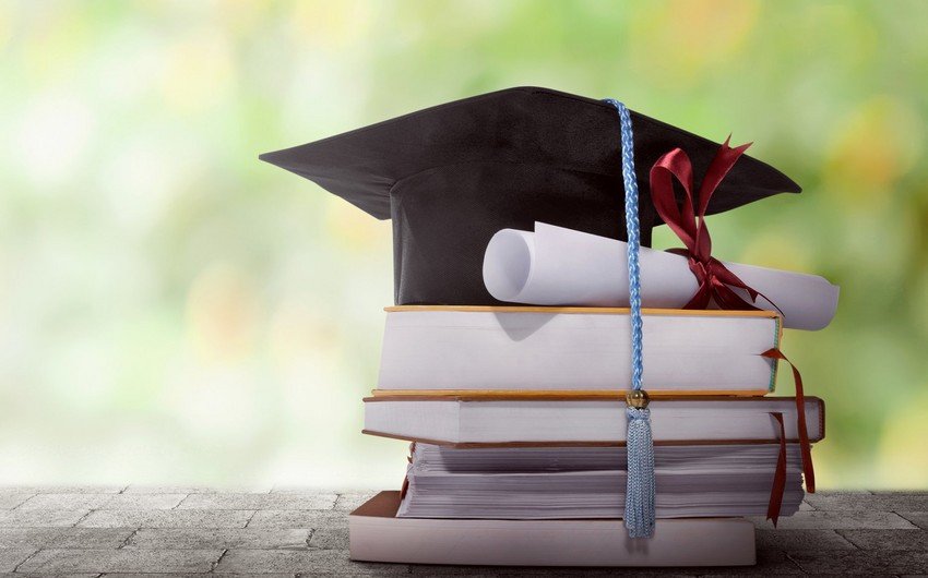 Magistraturanın boş qalan yerlərinə qəbul elan edilib 1628143248 61f0ae6e 48aa 4baa 8121 0ebf50172bc7 850.jpg