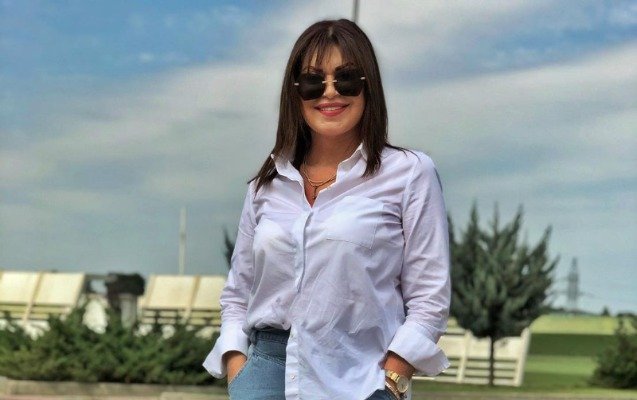 İşsiz qalan Sənubər İsgəndərli aparıcılıq edəcək 1631605189 mycollages 1 .jpg