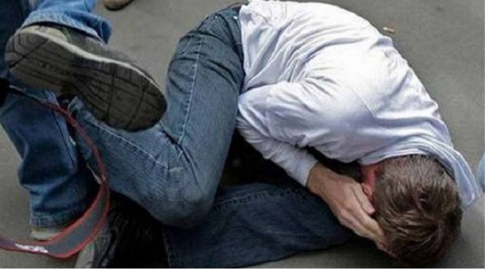 Üç nəfər Bakı sakinini döyərək pulunu alıb 1653634898 084afd91165363410877926881710429744.jpg