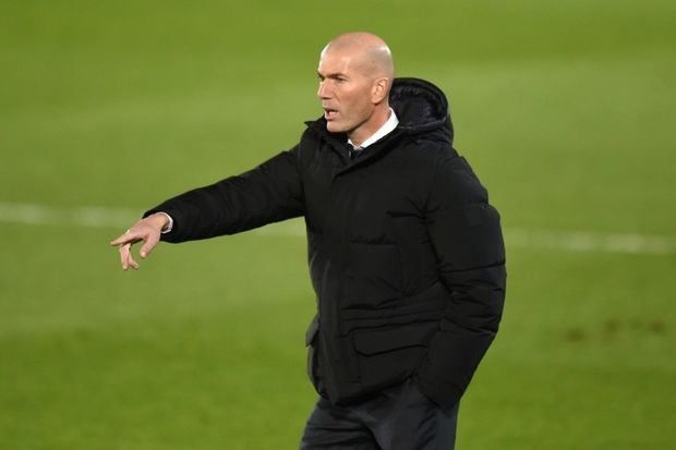Braziliya millisinə Zidan rəhbərlik edə bilər 1671074729 zinedin zidan 1 1200x800.jpg