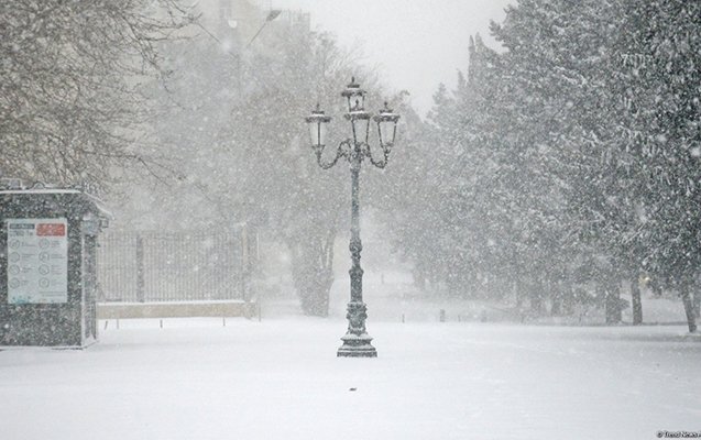 Bakıya qar yağacaq 1675676959 trend baku snow 240221 17.jpg