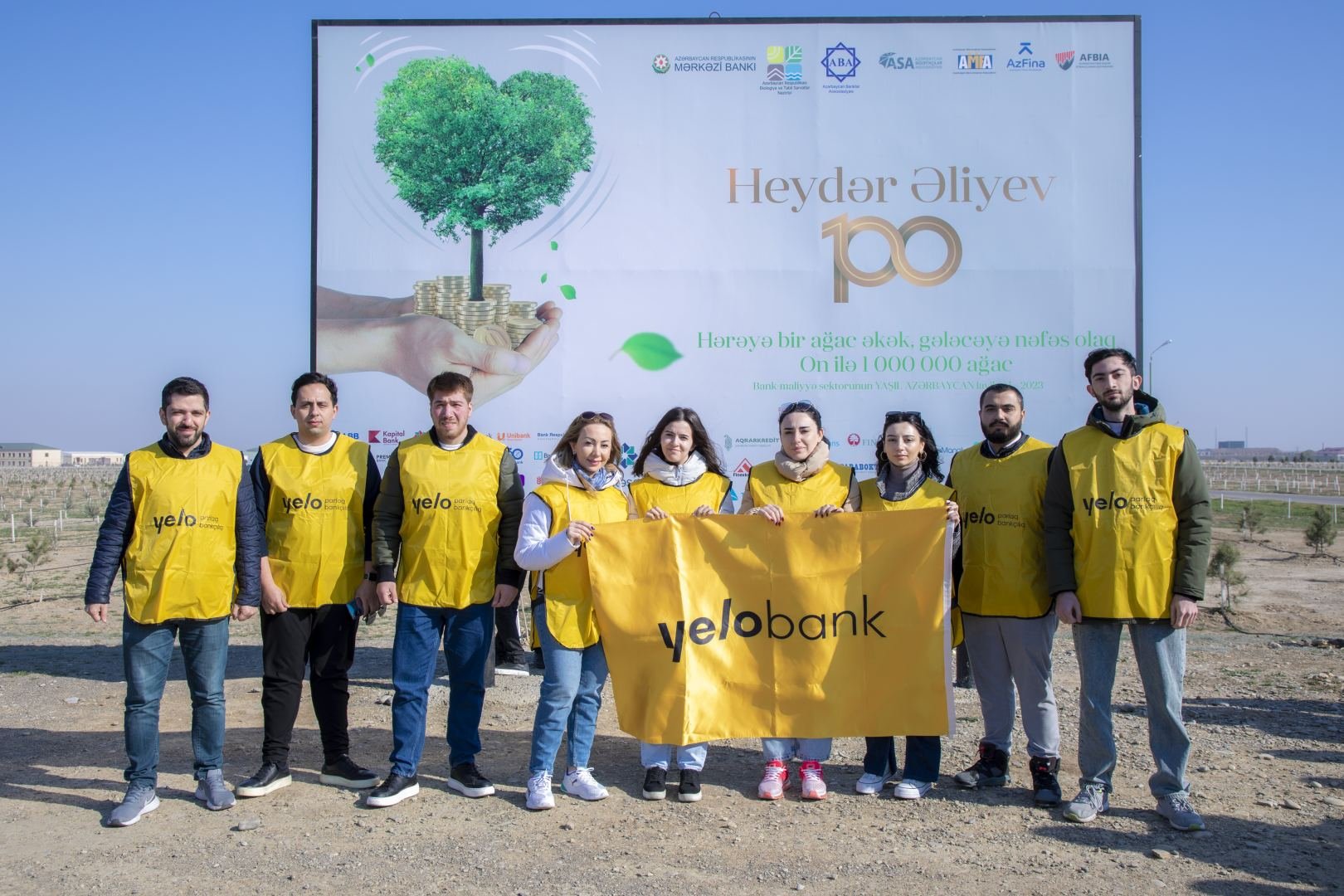 Yelo Bank ağacəkmə aksiyasında iştirak etdi 1679058904 yelobank 160323 1.jpg