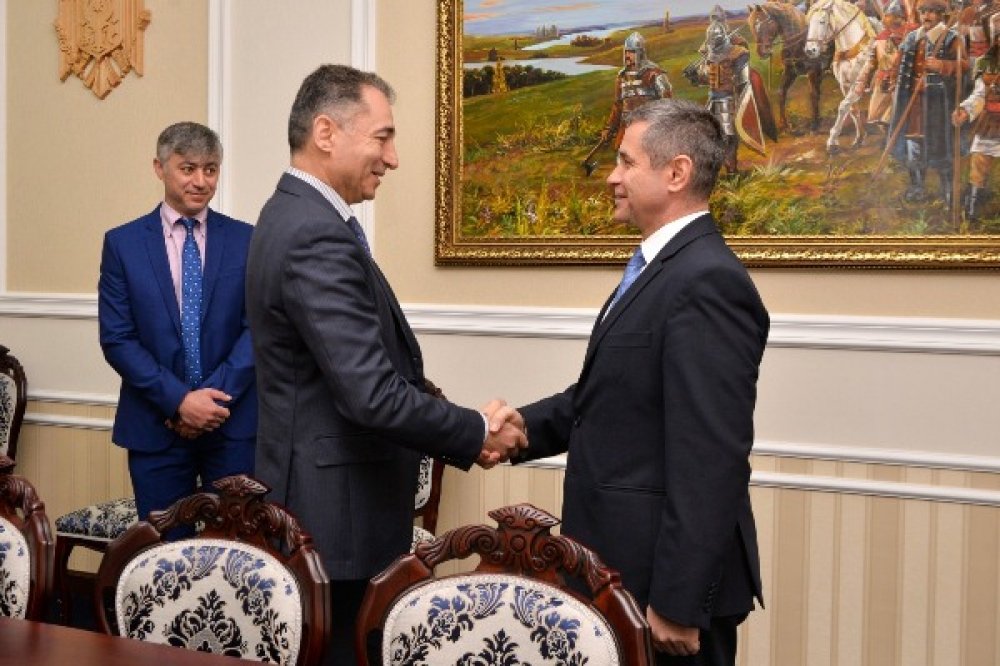 Azərbaycan və Moldova regional təhlükəsizlik məsələlərini müzakirə edib 1683256543 1683218459166699963 1000x669.jpg