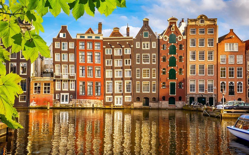 İtaliyalı futbolçu Amsterdamda kanala düşərək ölüb 1684819352 8d1716f7 634b 3e0b a5ef a9e752377995 850.jpg