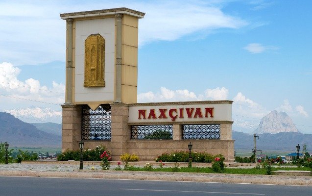 Naxçıvana səfər edənlərə vergi və gömrük 1685971119 mycollages 51 .jpg