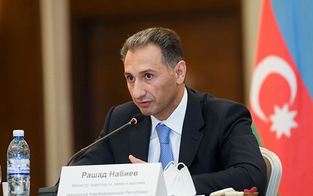 “Taksi qiymətləri birmənalı şəkildə qalxacaq” 1686565392 resadnebiyev.jpg