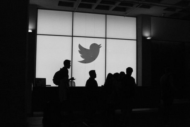 “Twitter” tətbiqi smart televizorlarda görünəcək 1687136963 twitter 2 1200x800.jpg