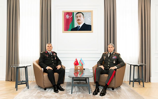 Vilayət Eyvazov türkiyəli generalla görüşdü 1689851072 nazir 1 .jpg