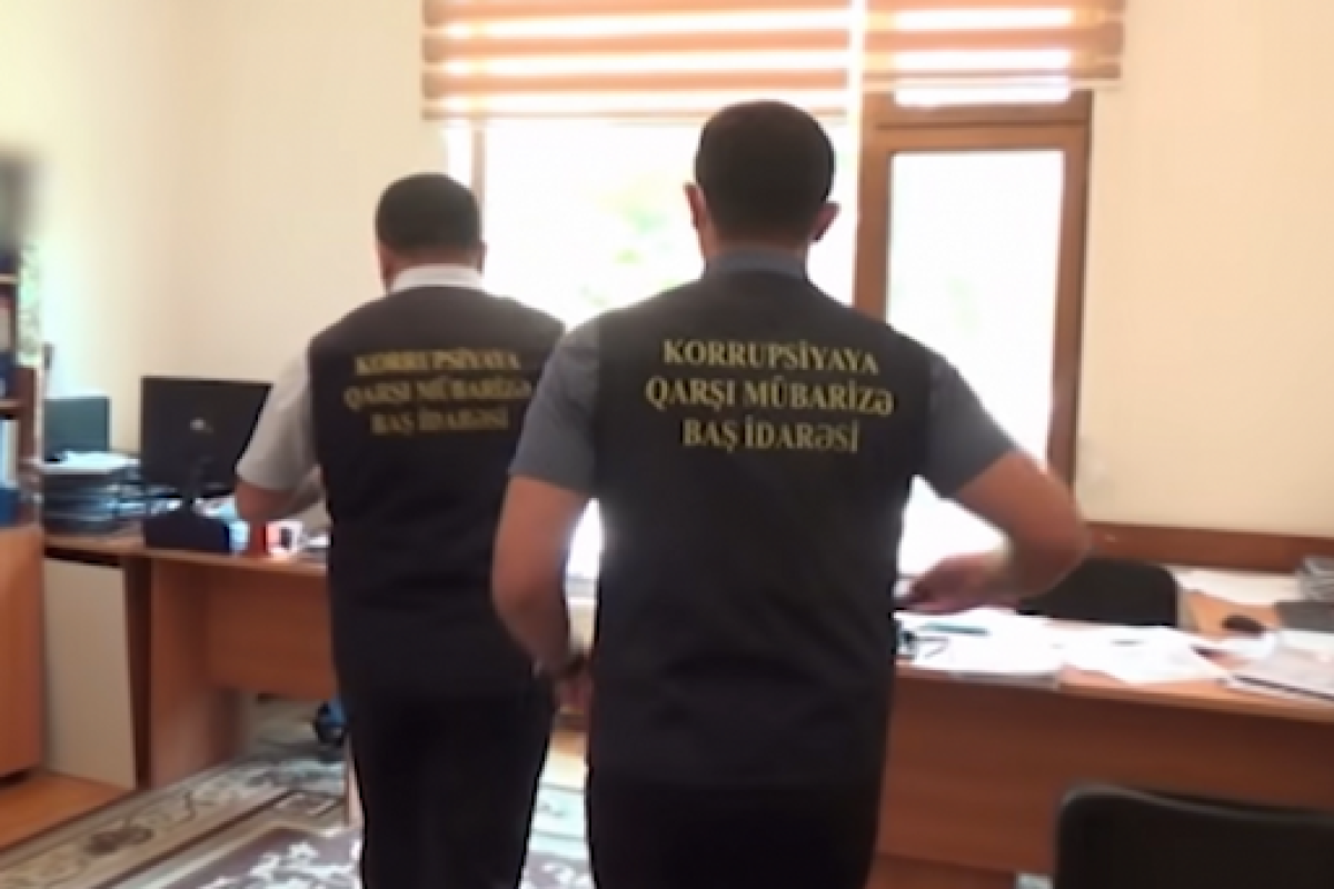 Bakı Nəqliyyat Agentliyinin vəzifəli şəxsləri həbs olunub 1690388166 emeliyyat.png