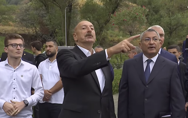 Prezident Rövşən Rzayevə irad tutdu 1693120639 666.png