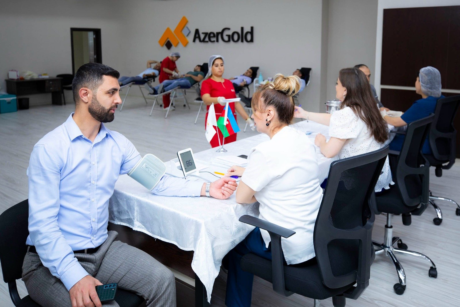 “AzerGold” QSC və törəmə şirkətlərinin əməkdaşları könüllü qan veriblər 1694263627 375981466 779816660820938 3288928976825004438 n.jpg