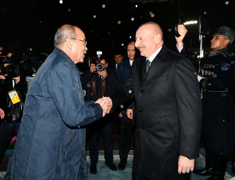 Prezident İlham Əliyev Özbəkistana səfərə gəlib 1699466345 prezident 1.jpg