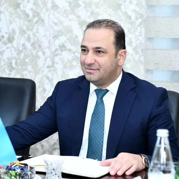 Xalqa xidmət edən partiya 1700566485 376357551 357525293470215 8765377371407359575 n.png