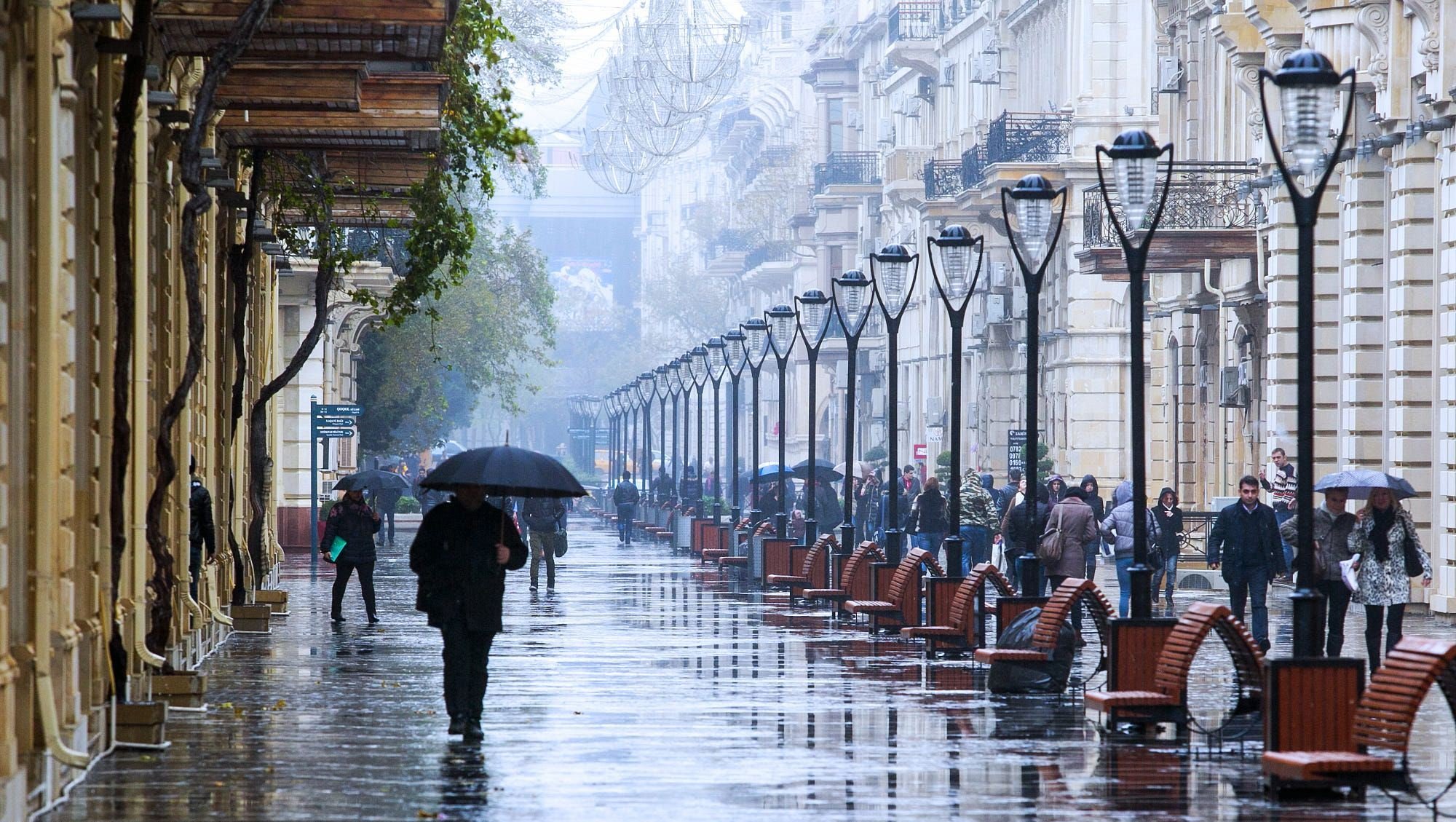 Bakıda yağış, bölgələrdə qar yağacaq 1702287112 1639039912 1197249.jpg