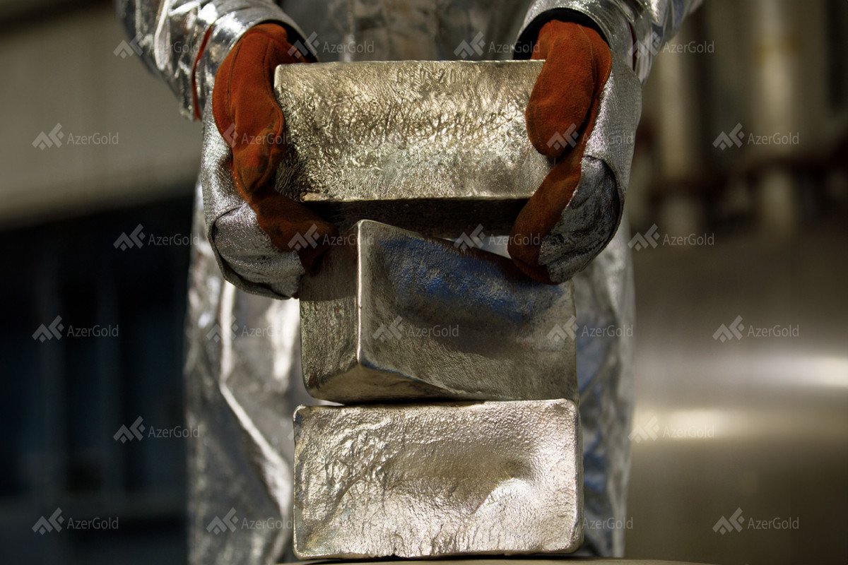 “AzerGold” tərəfindən 2000-ci xəlitə istehsal edilib 1708429010 65d48355c73b765d48355c73b8170842606965d48355c73b565d48355c73b6.jpg